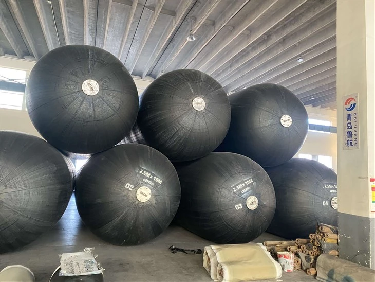 2.5mX10.m Rubber Pneumatic Fenders